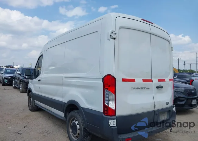 1FTYR1CM9HKA90780: 42361529