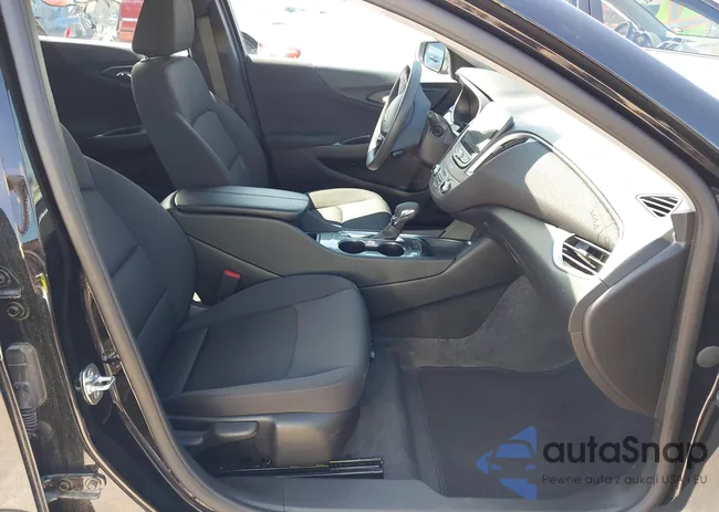 1G1ZD5ST2SF118611: 42361676