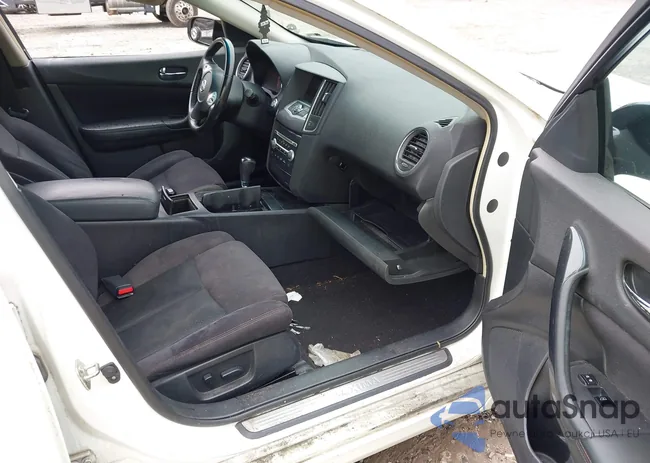 1N4AA5AP9DC812045: 42360734