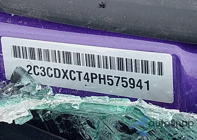 2C3CDXCT4PH575941: 42360778