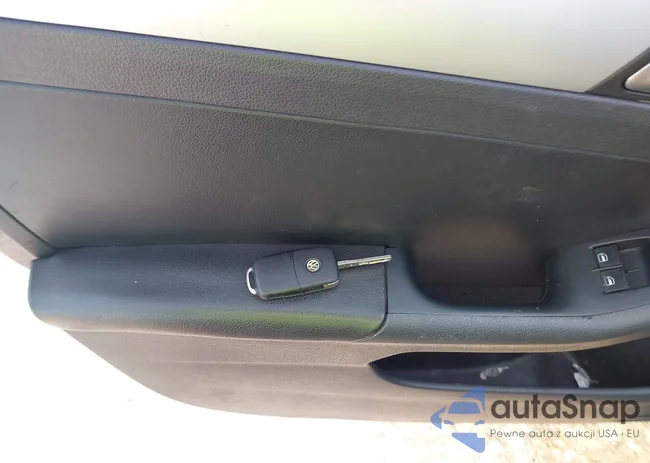 3VWLX7AJ6BM394822: 42360987