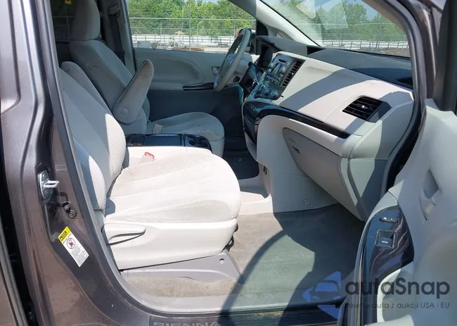 5TDKK3DC2BS158039: 42362285