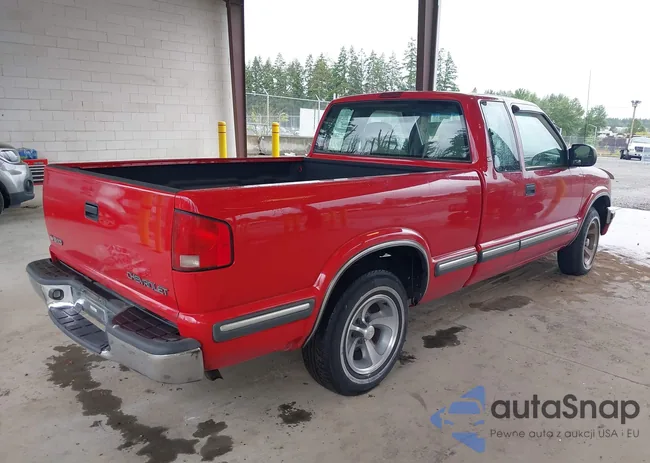 1GCCS1944W8224756: 42362462