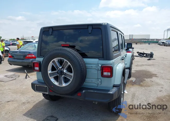 1C4HJXEN2PW601172: 42362527