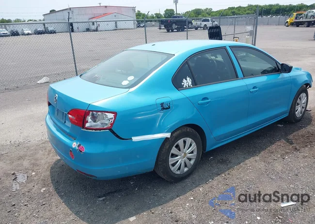 3VW2K7AJ1DM352989: 42362552