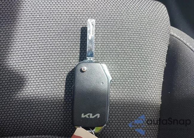 3KPF24AD4NE483844: 42362634