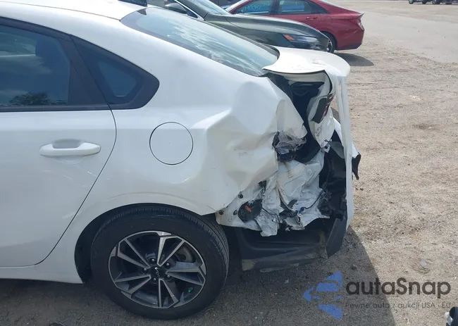 3KPF24AD4NE483844: 42362634