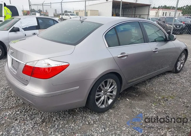 KMHGC4DF1BU116343: 42361884