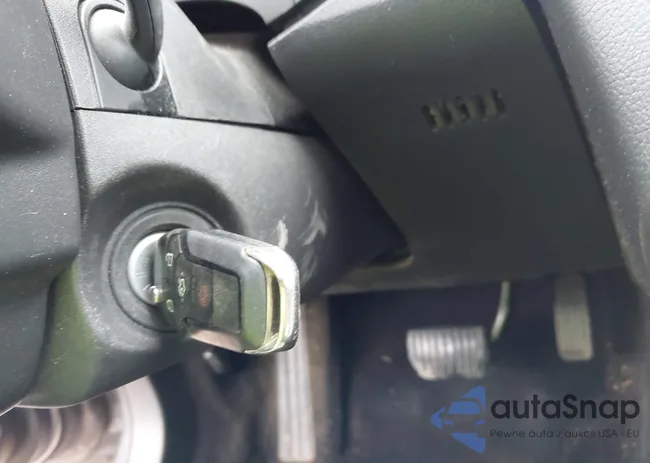 3FA6P0G7XJR184315: 42363144