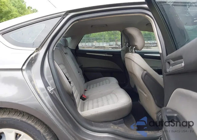 3FA6P0G7XJR184315: 42363144