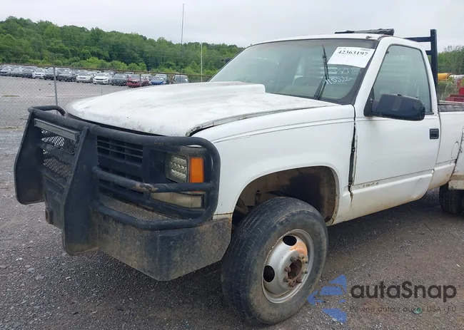 1GCGK24K5RE110526: 42363197