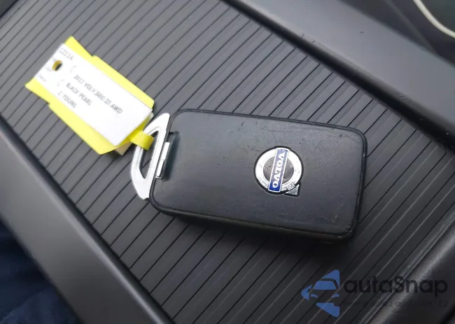 YV1612FH1D2172607: 42363238