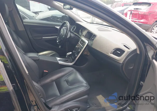 YV1612FH1D2172607: 42363238