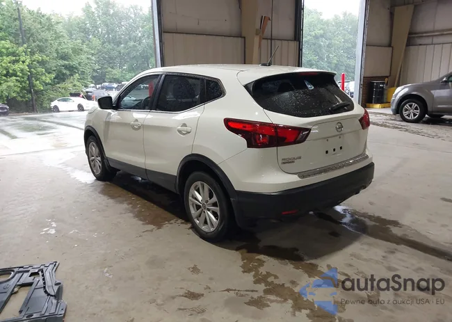 JN1BJ1CPXKW220009: 42363325