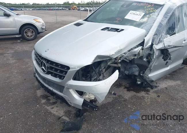 4JGDA5JB8DA230487: 42364123