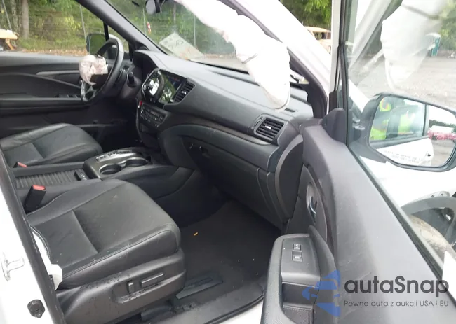 5FNYF7H58MB015881: 42364192