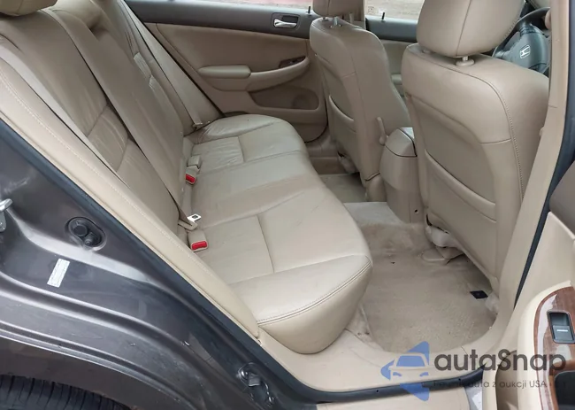 1HGCM668X7A017198: 42364240