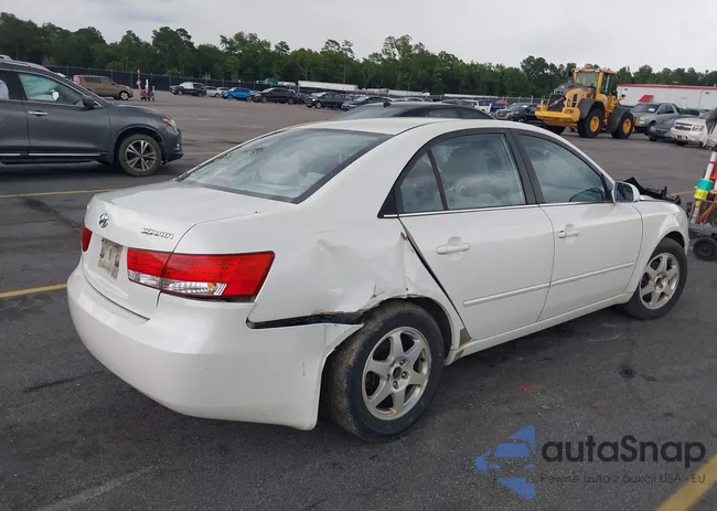 KMHEU46C06A091417: 42364241