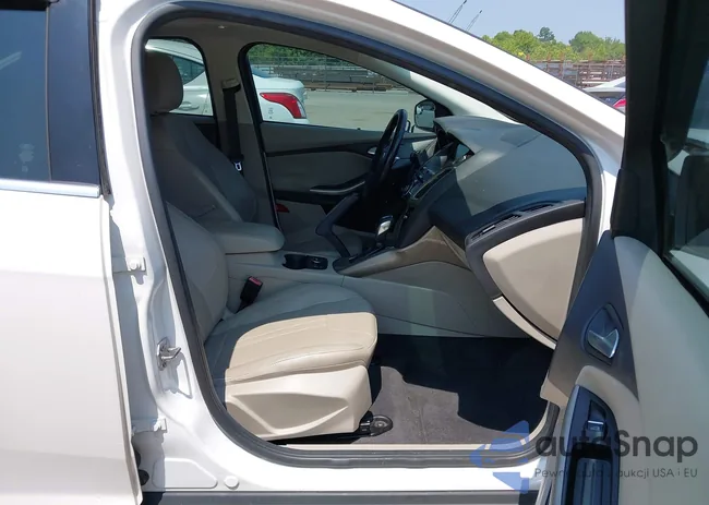 1FAHP3M21CL390174: 42364313