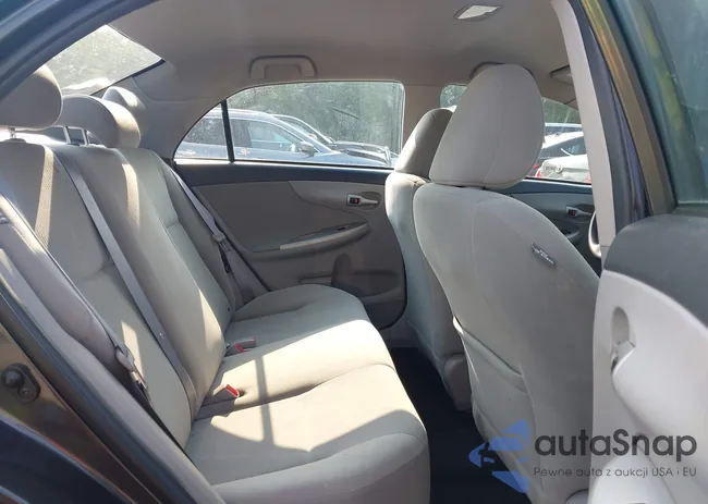 2T1BU4EEXCC788742: 42364354