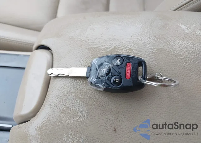 1HGCP2F69BA147433: 42364507