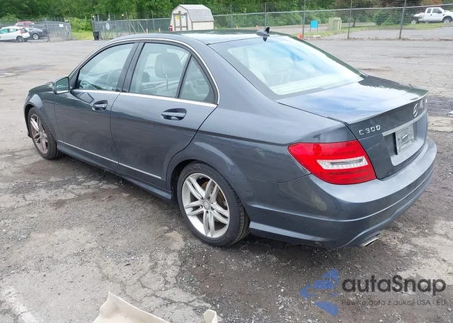 WDDGF8AB7ER320145: 42364577