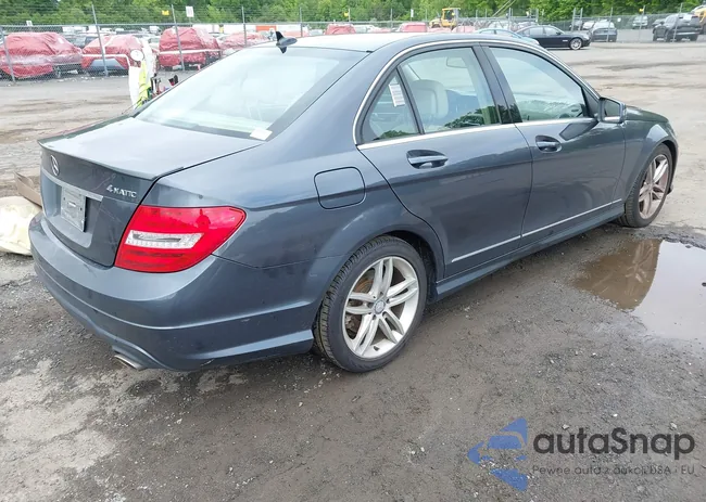 WDDGF8AB7ER320145: 42364577