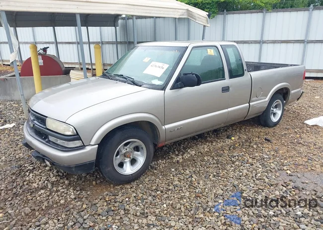 1GCCS19X8W8224155: 42363836