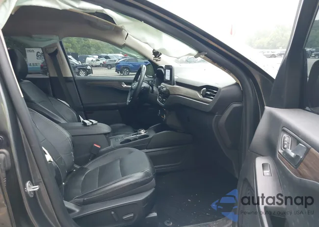 1FMCU9J9XLUA81357: 42364092