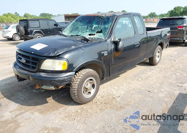 1FTRX18W83NA71147: 42365157