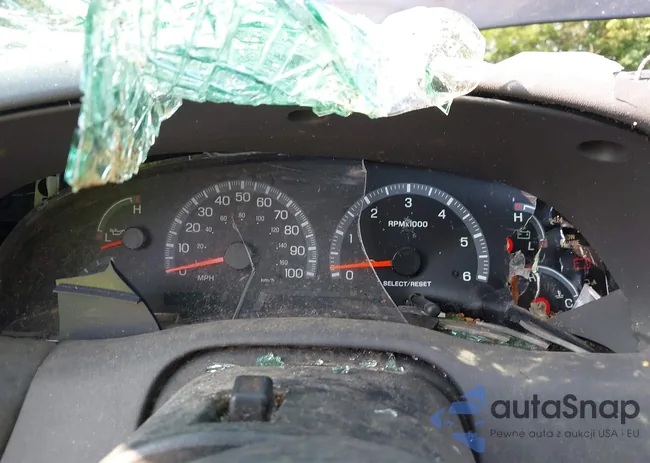 1FTRX18W83NA71147: 42365157