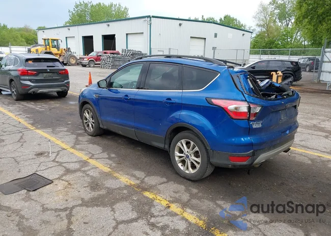 1FMCU9GD4HUD43490: 42365427