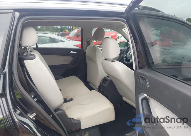 3VV1B7AX7LM102966: 42365428