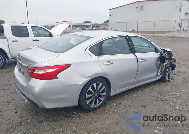 1N4AL3AP0HC175079: 42365458