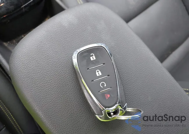 KL77LKE21RC023517: 42365474