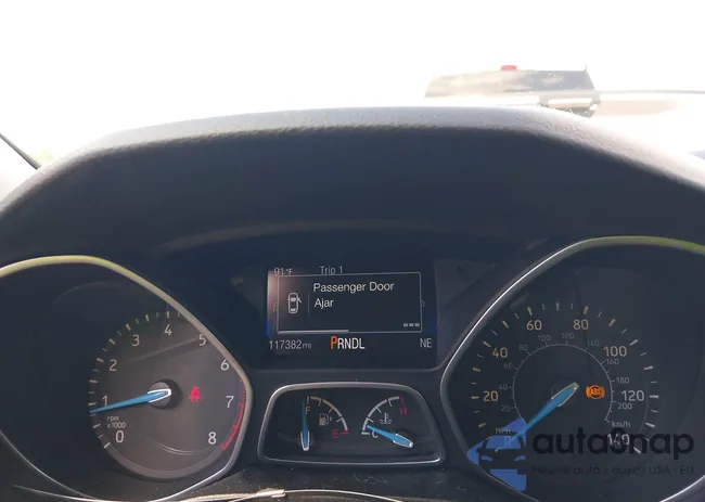 1FADP3F26GL389815: 42365547