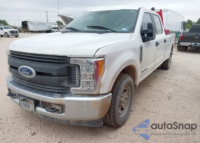 1FT7W3AT5HED28231: 42365678