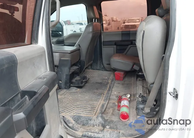 1FT7W3AT5HED28231: 42365678