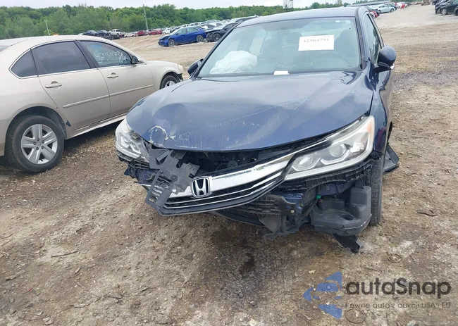 1HGCR2F37GA229281: 42364791