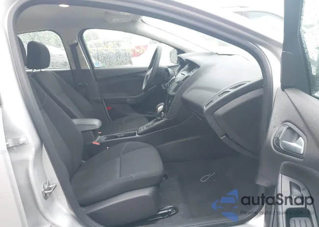 1FADP3F2XHL320241: 42364959