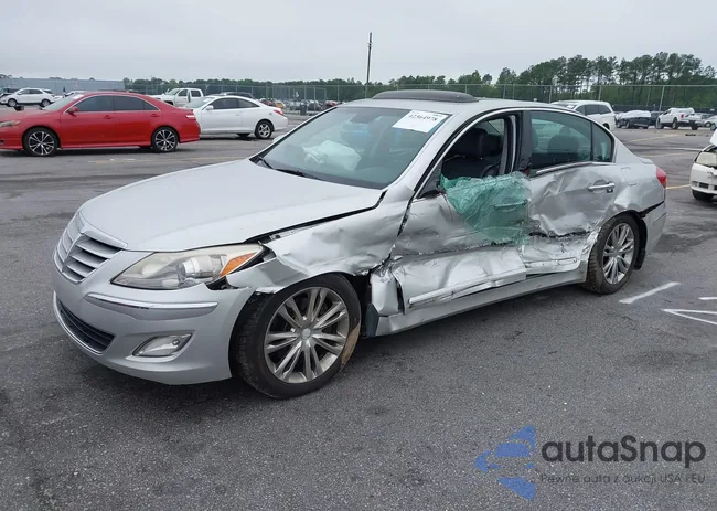 KMHGC4DD9DU212934: 42364978