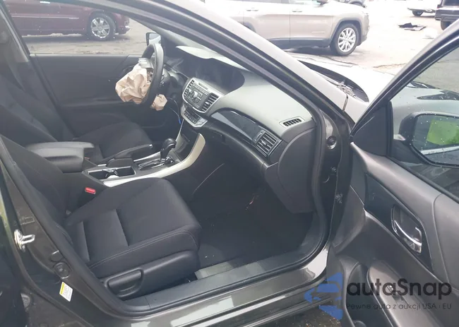 1HGCR2F53EA267721: 42366198