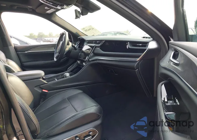 1C4RJHDG3N8607318: 42366208