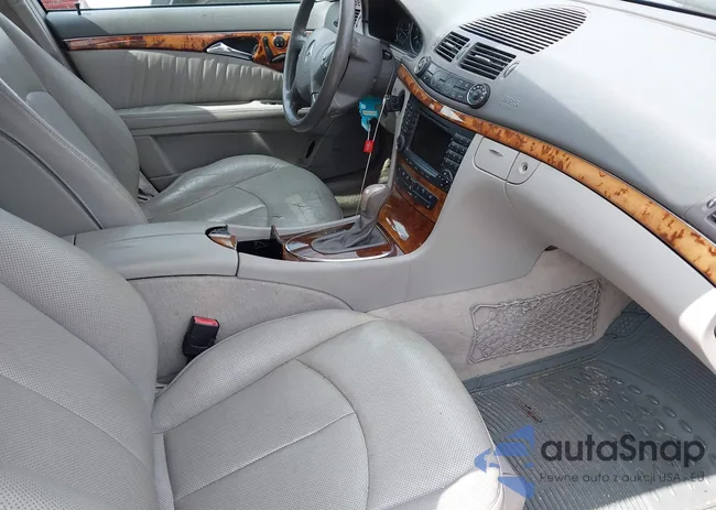 WDBUF65J04A562113: 42366277