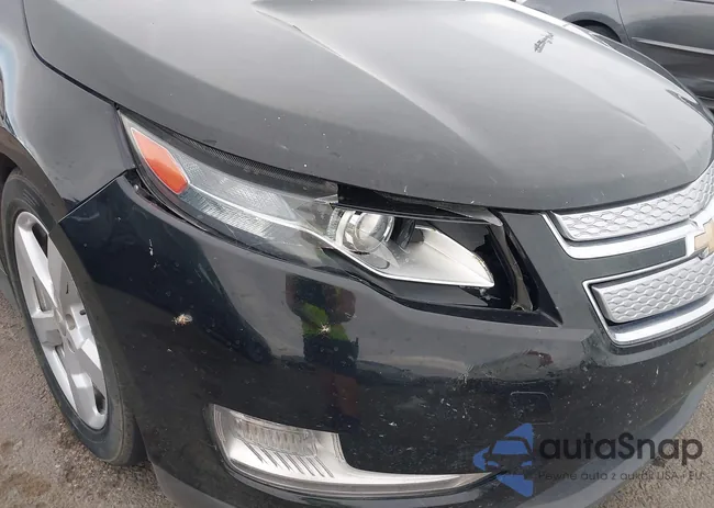 1G1RF6E40EU174521: 42366320