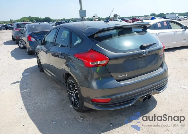 1FADP3L98GL374380: 42366438