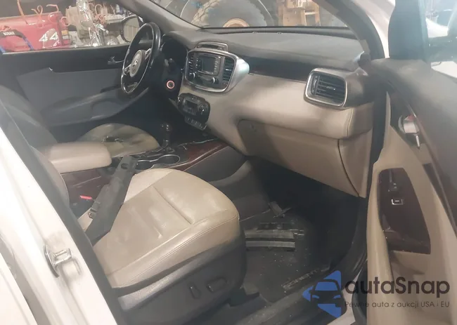 5XYPHDA5XGG0638: 42366581