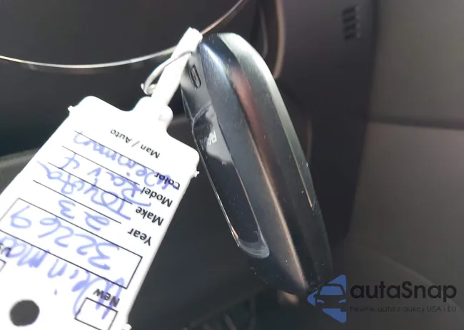 JTMEB3FV5PD153352: 42366585