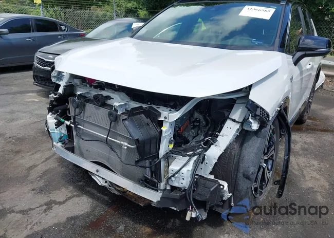 JTMEB3FV5PD153352: 42366585