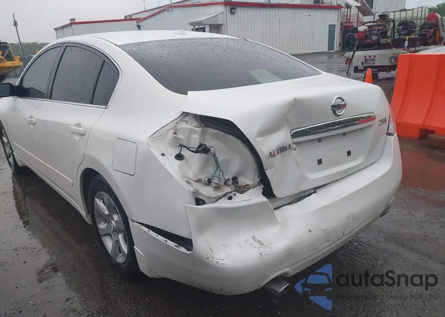 1N4AL21E68N421386: 42365890